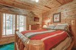 Black Bear Lodge bedroom with Queen bed. 
